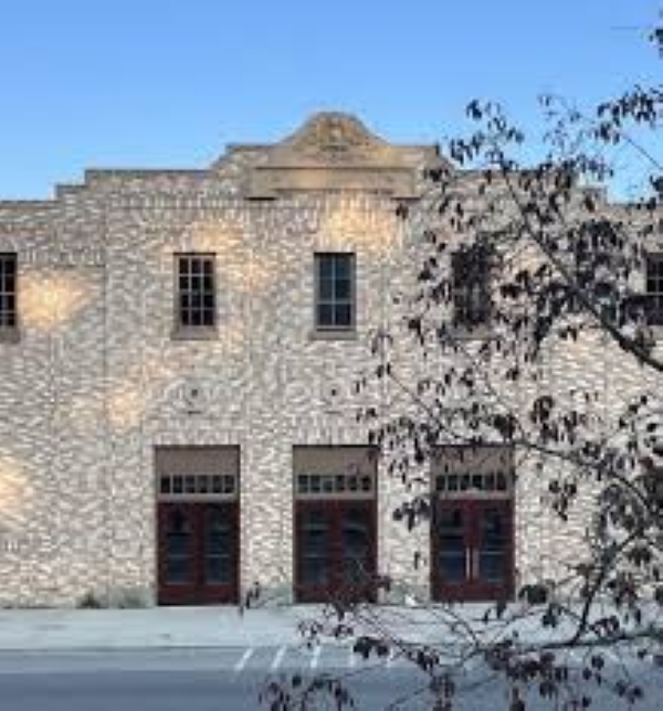 Colonial Theater at 139 Water St in Augusta, Maine